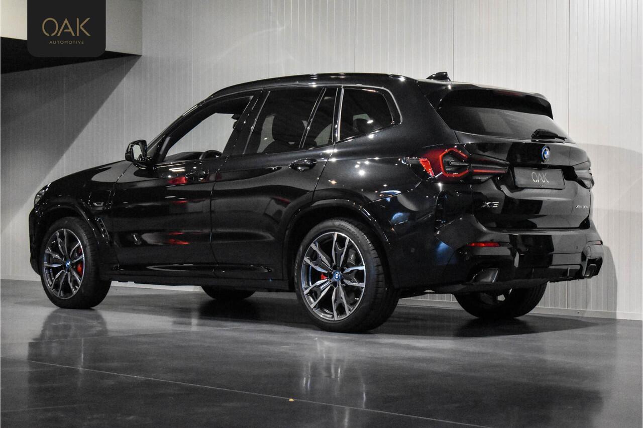 BMW X3 xDrive30e | M-Sport | Live Cockpit | Panorama | Leder | HiFi | Camera | 20"LM | Saphire Zwart