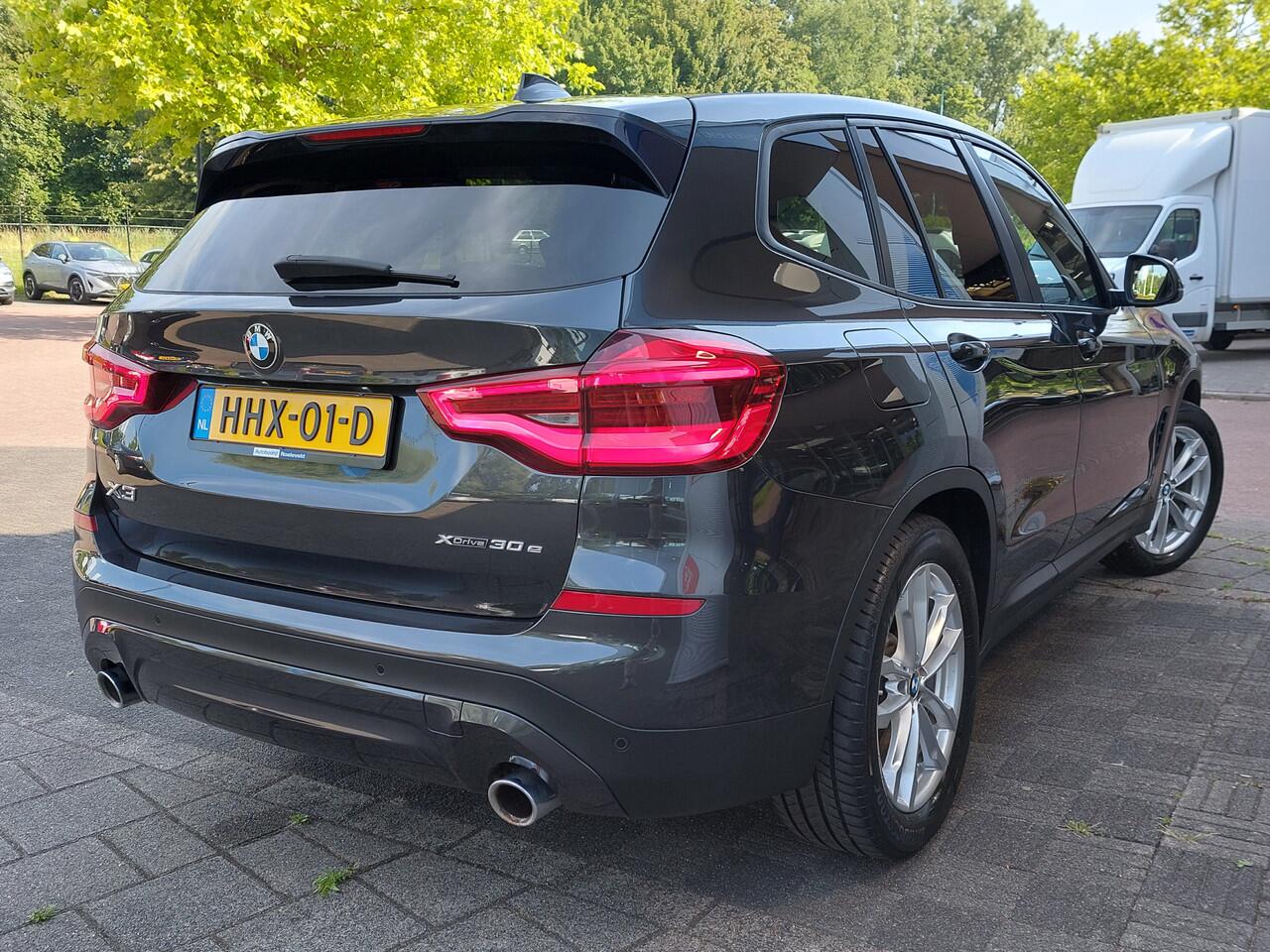 BMW X3 xDrive30e Executive | Plug-In Hybrid | Navi | Clima | Cruise | Led Koplampen | Sportstoel+Stoelverwarming | Licht+Regensensor | Pdc V+A | Privacy Glass | 19''lm