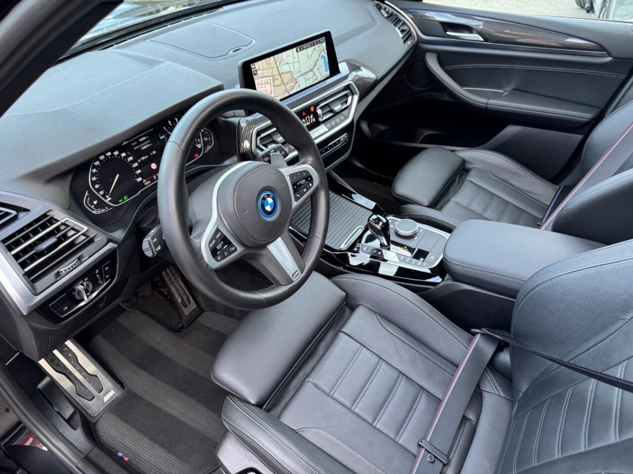 BMW X3 xDrive30e M-Sport 292 Pk Carbon Pano Camera