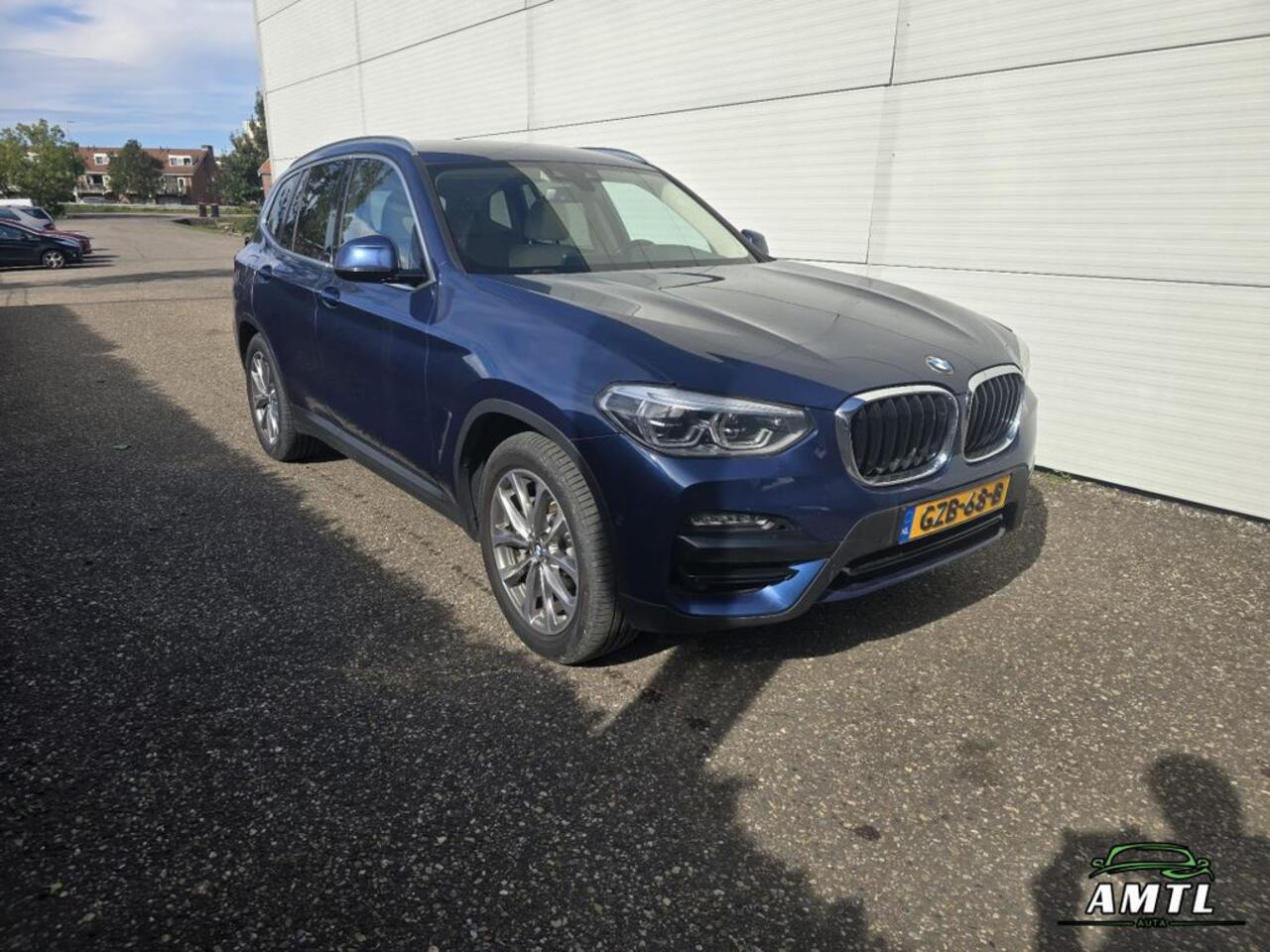 BMW X3 - xDrive30e