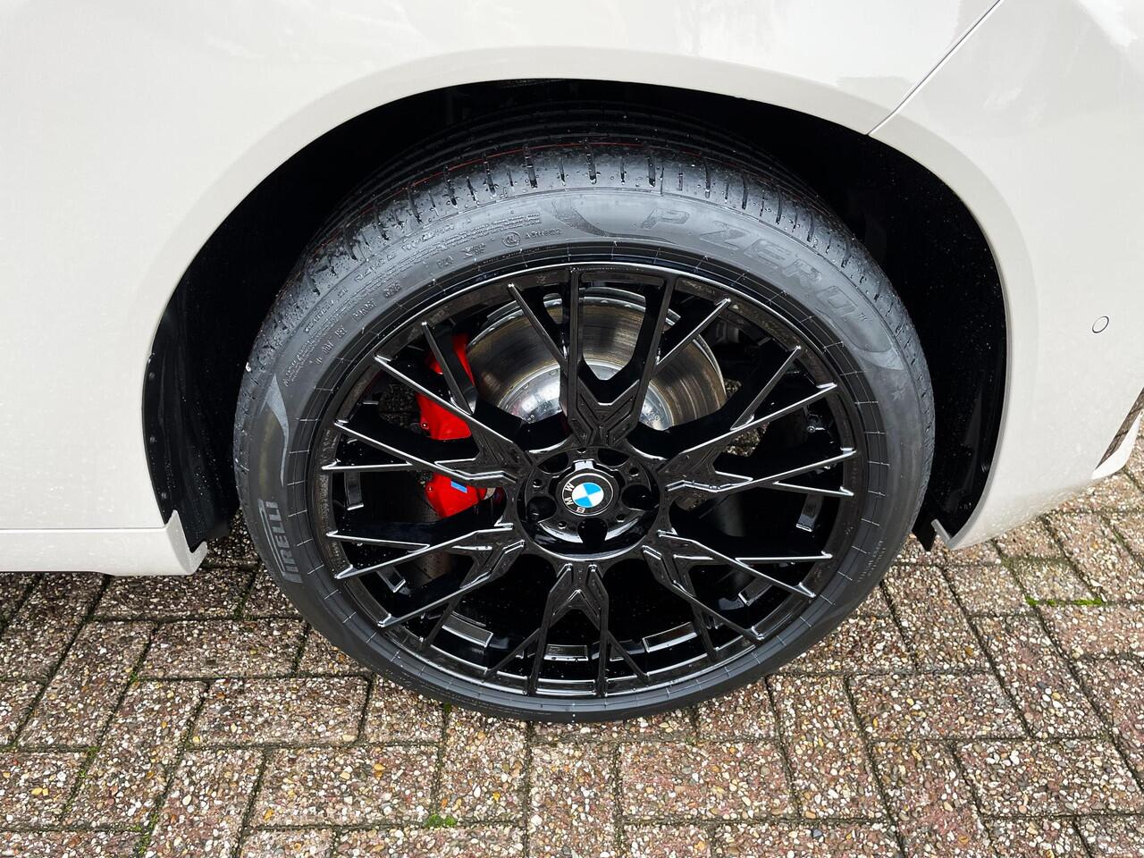 BMW X3 30e xDrive M-Sport Pro!