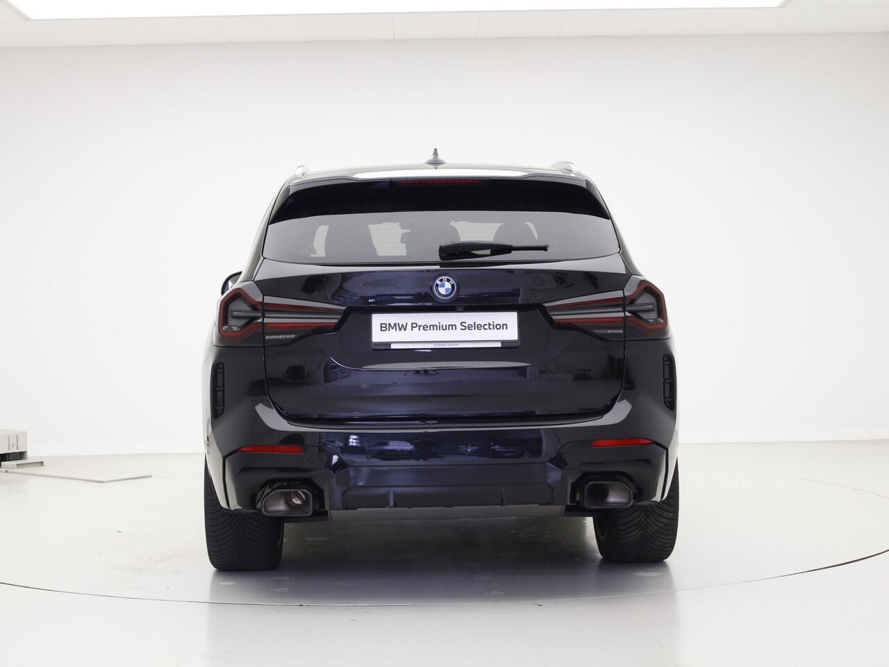 BMW X3 xDrive30e High Executive | M-Sport | Panorama dak | Shadow Line | HiFi | Voorbereiding Driving Assistance