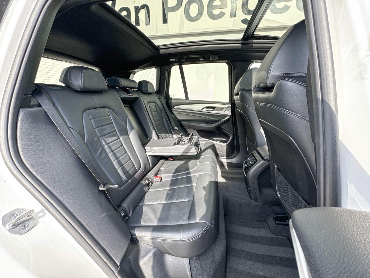 BMW X3 xDrive30e | M Sport | Harman Kardon | Panoramadak | Trekhaak