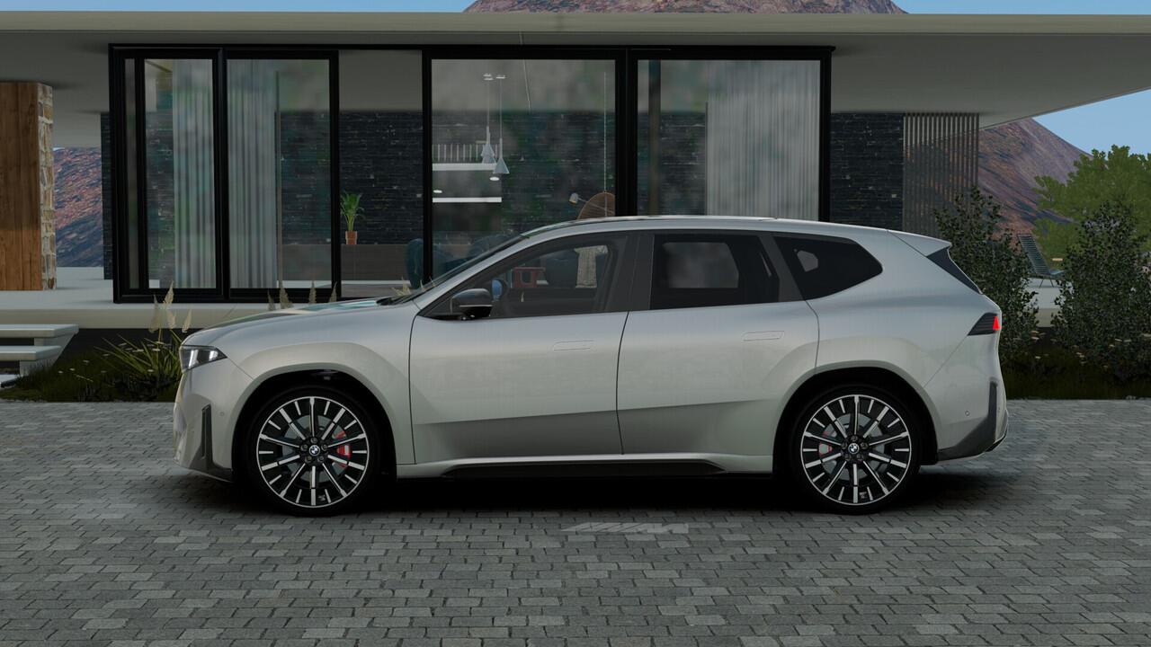 BMW X3 iX3 50 xDrive M Sport / Panoramadak / Trekhaak / M Sportstoelen / Parking Assistant Professional / Stuurverwarming / Head-Up / Harman-Kardon / Stoelverwarming