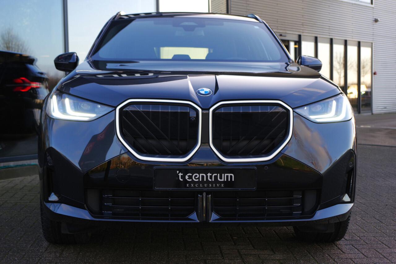 BMW X3 30e xDrive 300 PK M-Sport PHEV, Panoramadak, Harman/Kardon, Iconic Glow, 360 Camera
