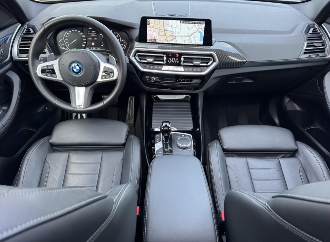 BMW X3 xDrive30e M-Sport 292 Pk Carbon Pano Camera