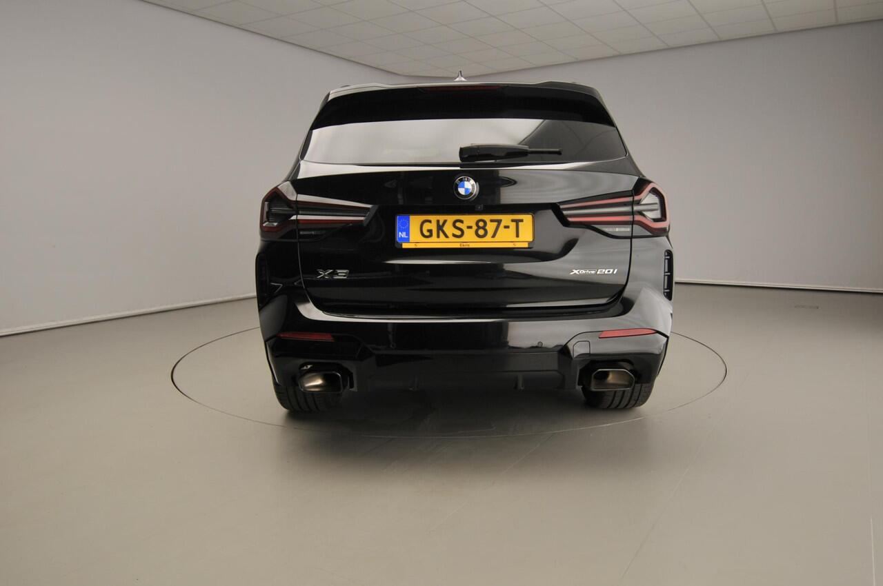 BMW X3 xDrive20i | M-Sportpakket | LED | Leder | HUD | Active cruise | Schuifdak | Elektr. zetels | Keyles go | DAB | Harman-kardon sound | Alu 20 inch