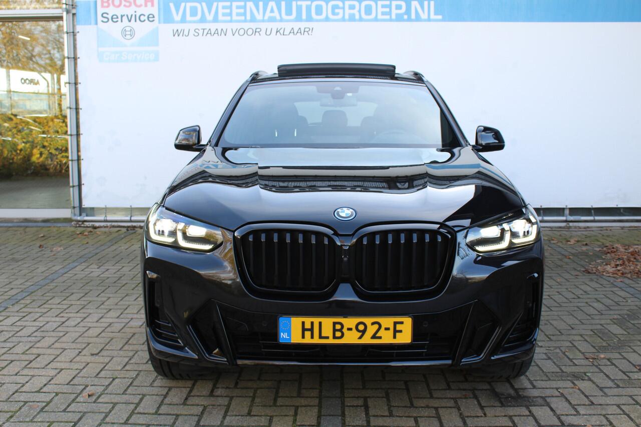 BMW X3 xDrive30e High Executive M-Sport | Incl. 12 maanden Garantie | Panorama dak | Harman/Kardon Audiosysteem | Head-Up Display | Elektrisch verstelbare stoelen met memory | Adaptive cruise | 360* Camera | Elektrische kofferbakklep | Dodehoekdetectie | Stoelve
