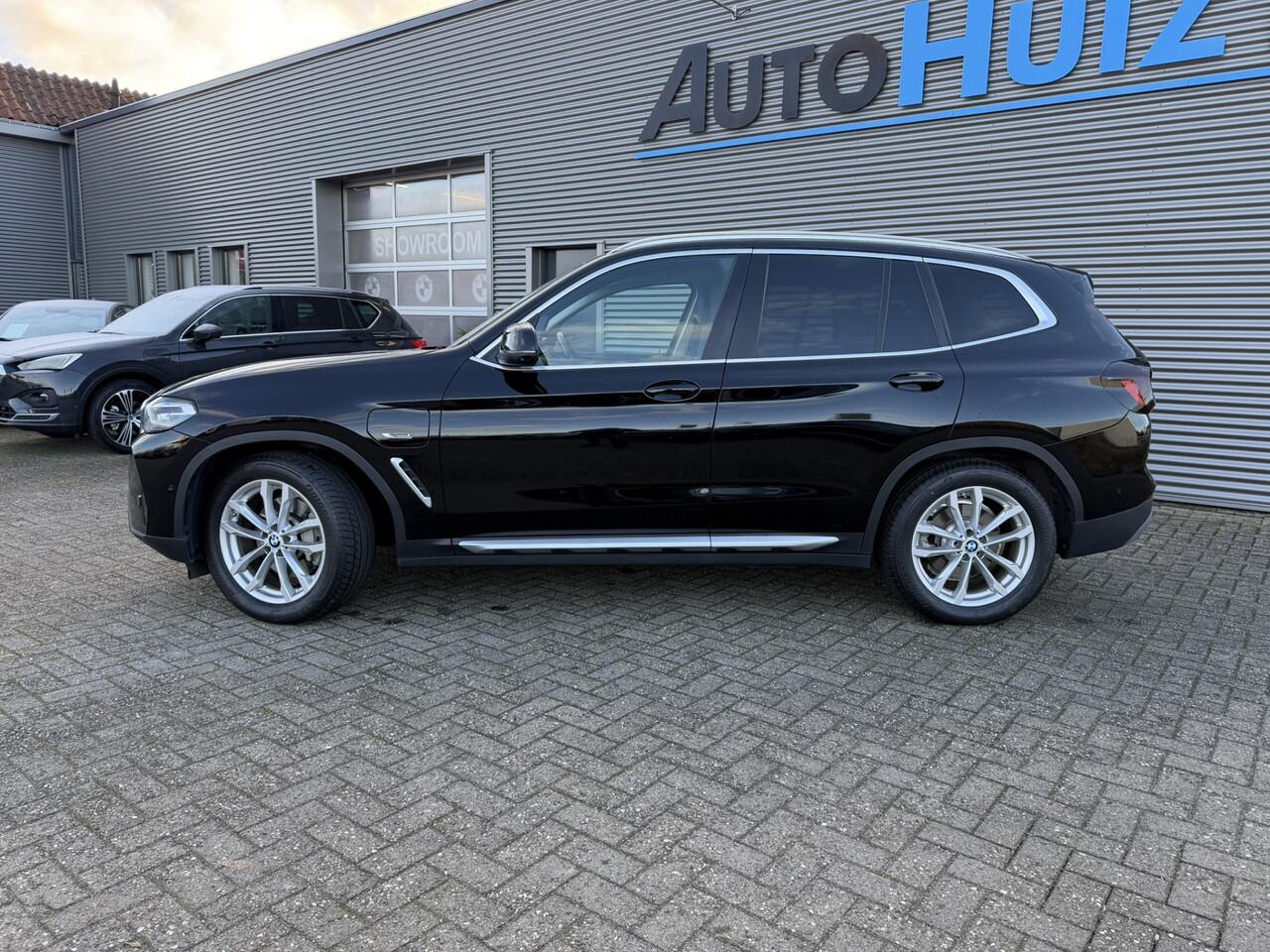 BMW X3 xDrive30e Executive Leer Trekhaak ACC Achteruitrijcamera 360 graden Camera Carplay Stuurwielverwarming