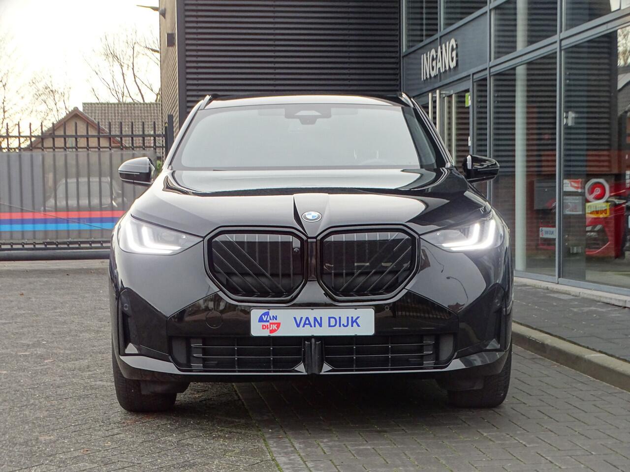 BMW X3 20 xDrive M Sportpakket Elek.trekhaak Driv.Ass.Plus Head-Up Harman/Kardon 360 Camera Ada led 19" LM Velgen