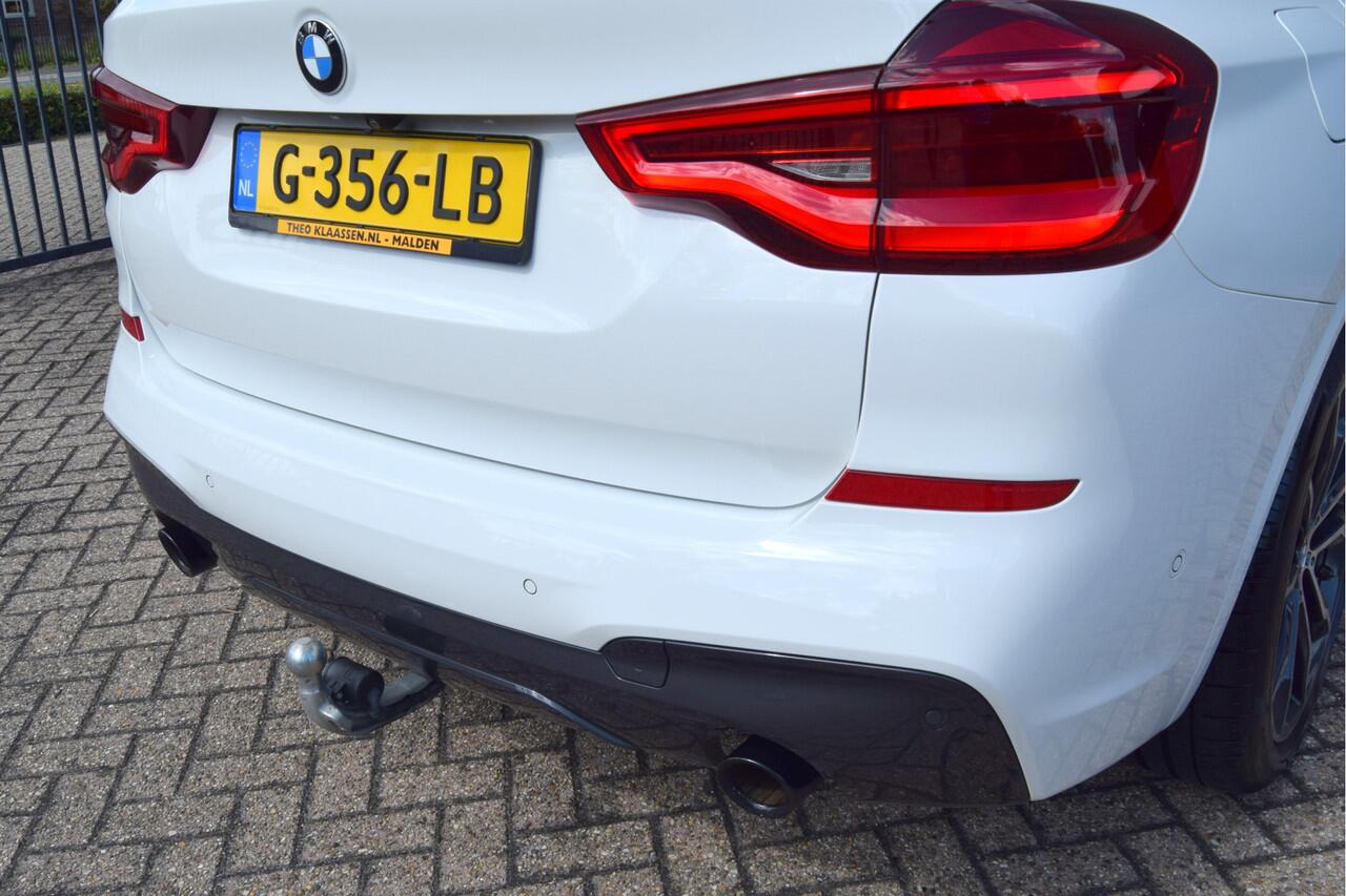 BMW X3 xDrive20i High Executive Edition M-Sport Panoramadak Trekhaak Head-Up