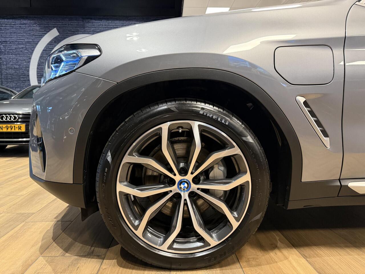 BMW X3 xDrive30e Executive |LASER|HUD|PANO|20 INCH|LEDER|SPORTSTOELEN|