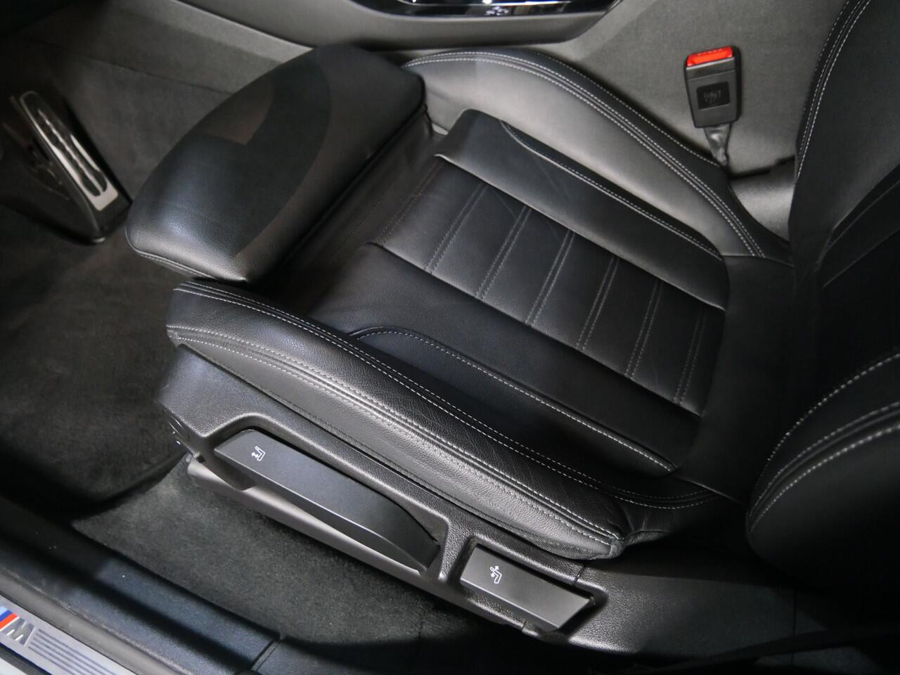 BMW X3 xDrive30e High Executive M Sport Automaat / Laserlight / Sportstoelen / Parking Assistant / Live Cockpit Professional / Stoelverwarming