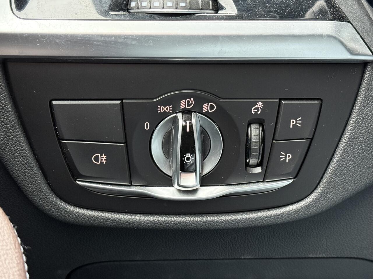 BMW X3 iX3 BWJ 2021 80 KWh High Executive 286 PK PANODAK | FULL LED | LEDER | STOELVERW. | ADAPTIVE CRUISE | CAMERA | HARMAN&KARDON | HEAD-UP DISPLAY | ELEKR. STOELEN | CARPLAY + ANDROID | NAVI | CLIMA | LMV