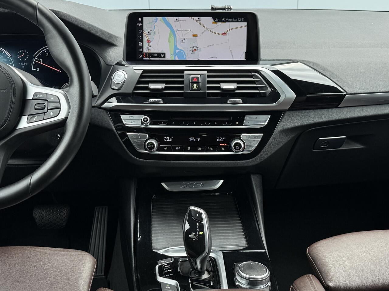 BMW X3 xDrive20i High Executive Leer/Camera/20inch.