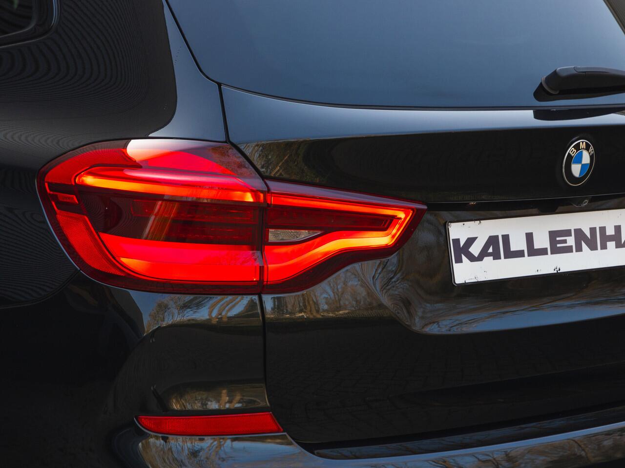 BMW X3 M40i xDrive - Individual Leder - Pano - Trekhaak - Harman Kardon - ACC