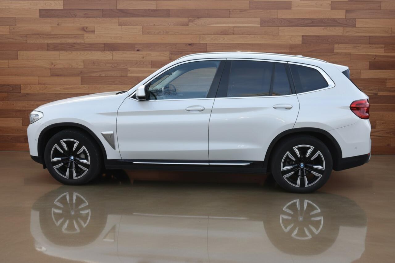 BMW X3 iX3 Executive 80 kWh | SOH 98,68% | PANORAMA DAK | TREKHAAK