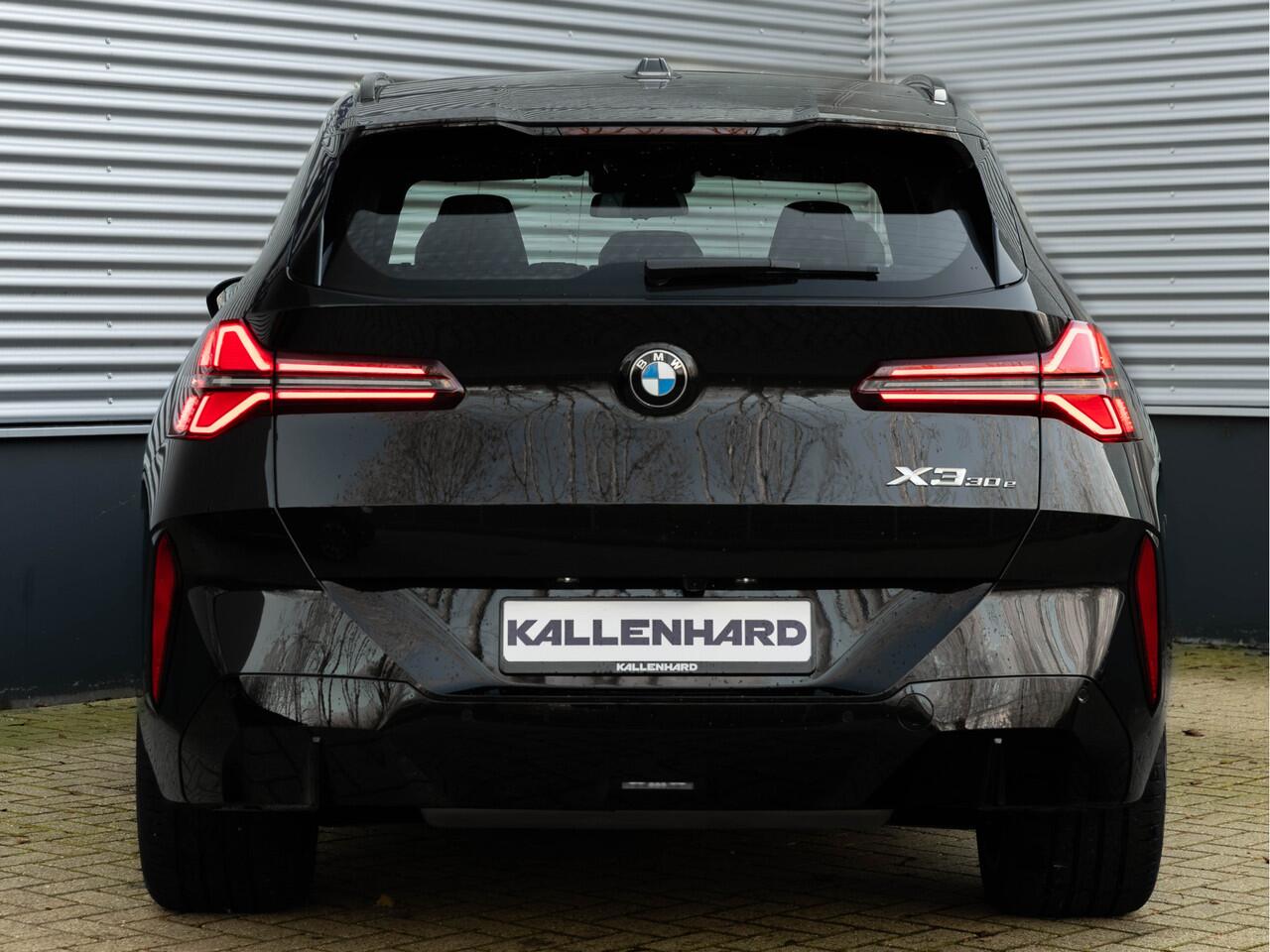 BMW X3 30e xDrive M-Sport Pro - Driving Ass Prof - Trekhaak - Head-up - Pano