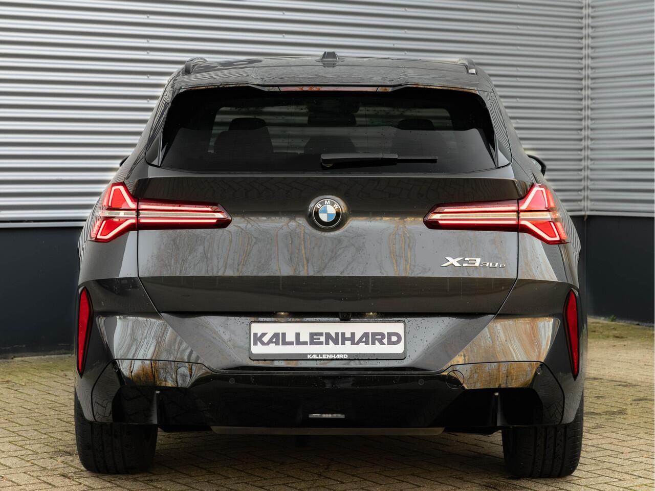BMW X3 30e xDrive M-Sport - Pano - Trekhaak - ACC - Memoryzetel