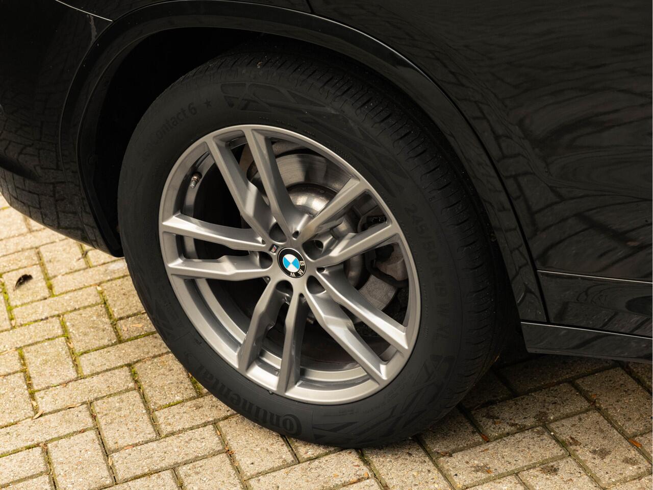 BMW X3 xDrive20i M-Sport - Pano - Trekhaak - Hifi - Adaptief LED