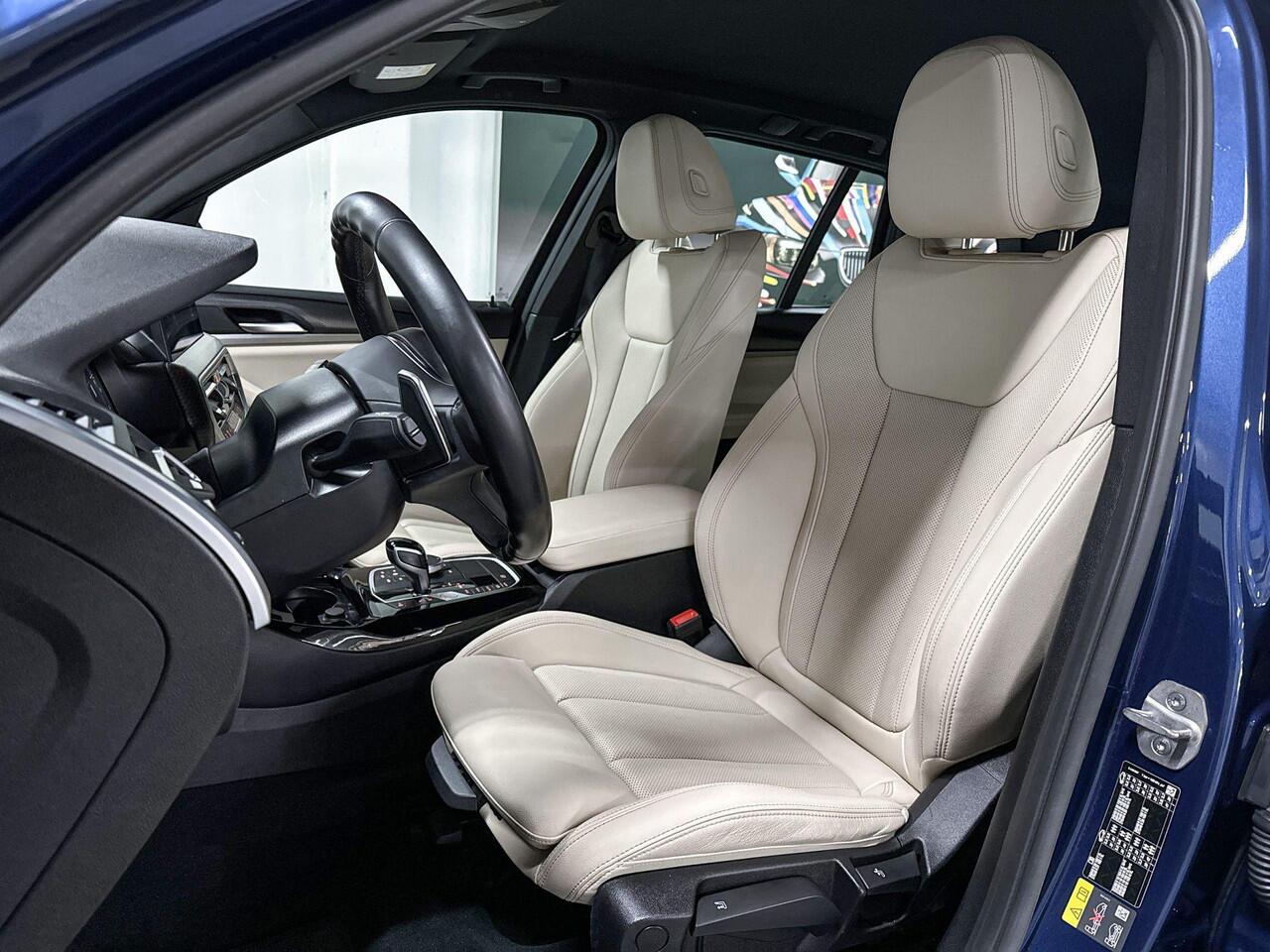 BMW X3 xDrive30e | Selections