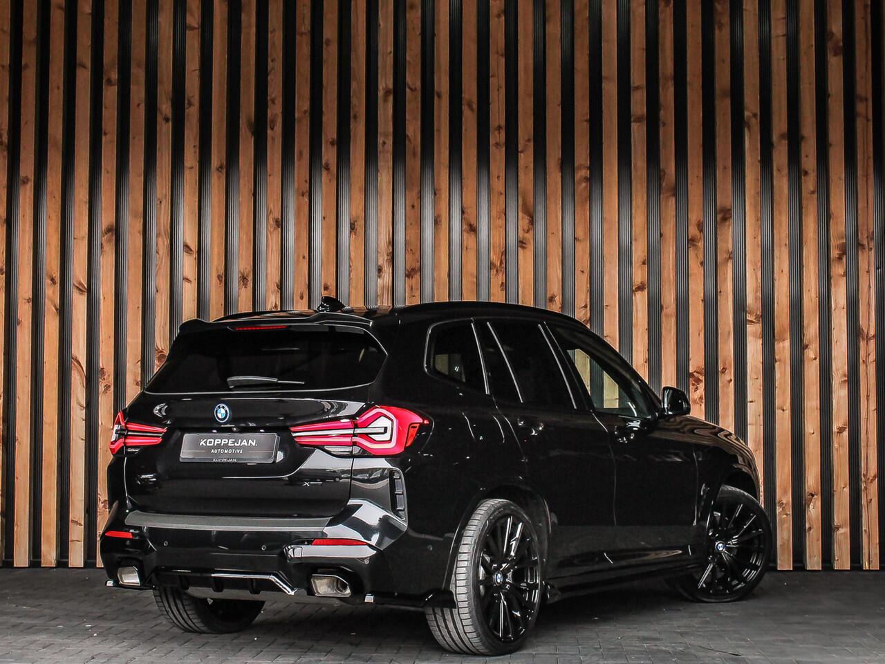 BMW X3 xDrive30e 292PK High Executive M-Sport | M-SPORT KUIPSTOELEN | HEAD-UP | PANO | HARMAN KARDON | SHADOWLINE |