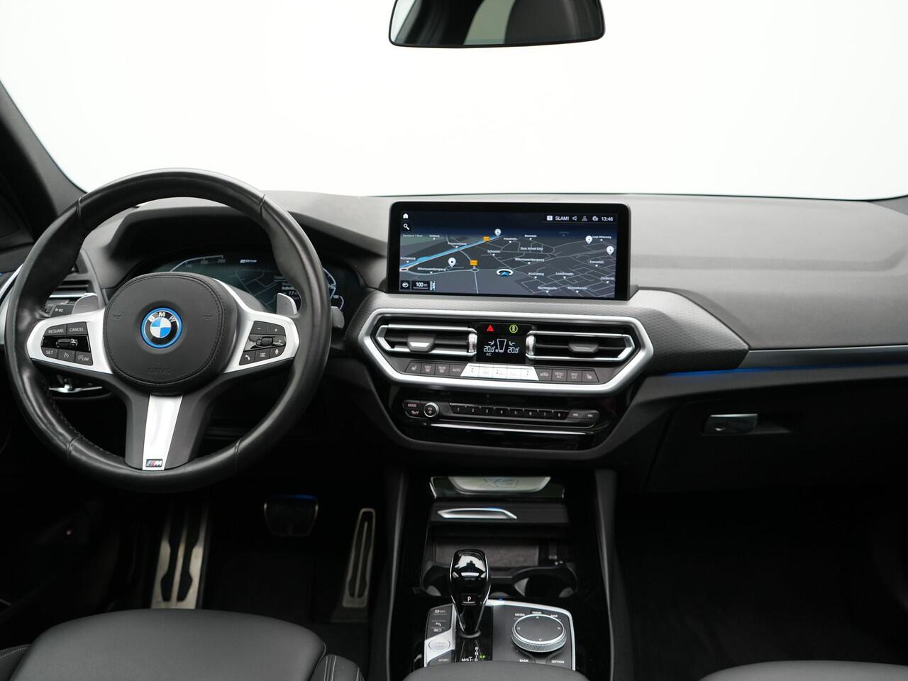 BMW X3 xDrive30e M Sport Plug In Hybrid PHEV | Facelift | Panodak | Carplay | Lederen Sportstoelen Verwarmd | Camera | Sfeerverlichting | Keyless |