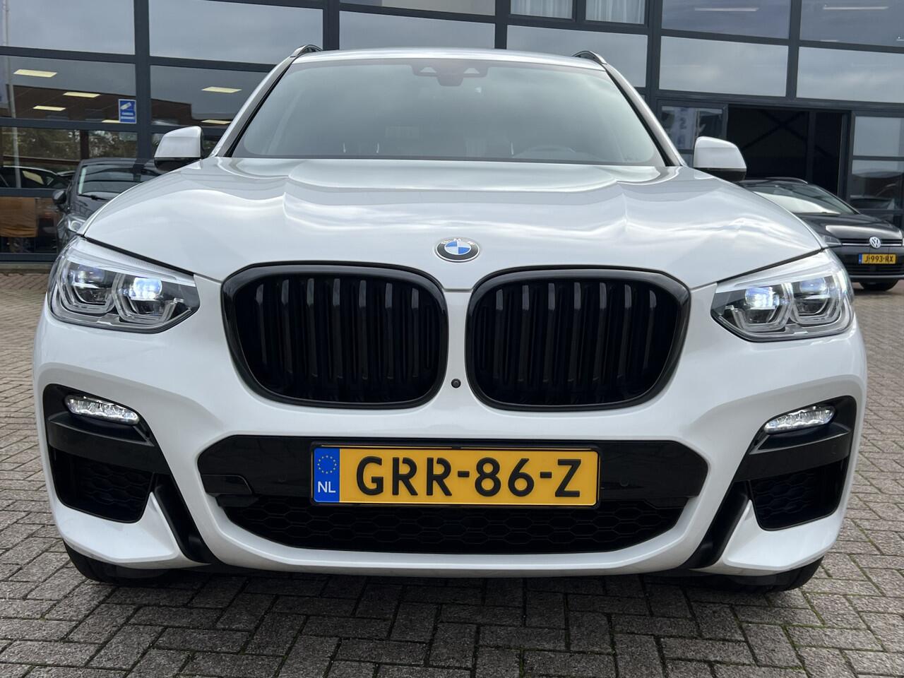 BMW X3 xDrive30e M-Sport Trekhaak Rondzicht Camera Navigatie Life Cockpit Prof Head Up Dab 20 Inch Velgen Extra Getint Glas Carplay Android Plug In Hybride 1e Eigenaar