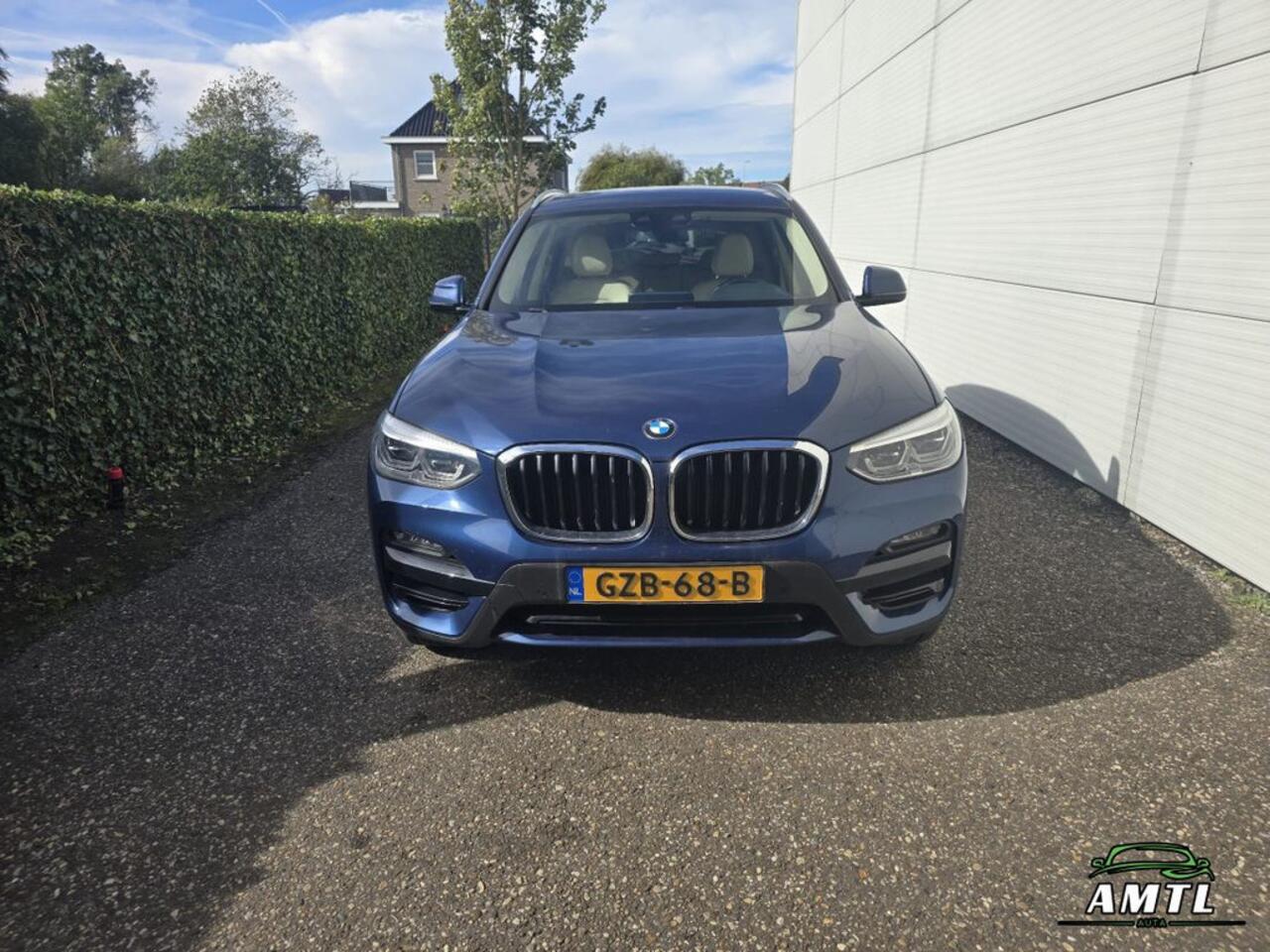 BMW X3 - xDrive30e