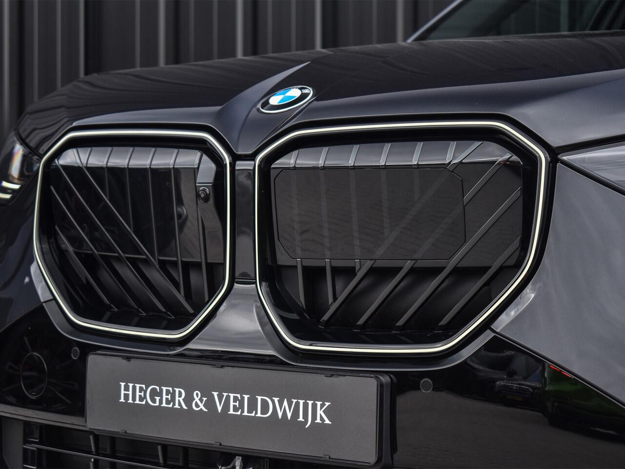 BMW X3 30e xDRIVE | M-SPORT PRO | ADAPTIVE SUSPENSION | PANORAMADAK | DRIVING ASSISTANT PLUS | COMFORT ACCESS | TREKHAAK | ICONIC GLOW | MEMORY SEATS | AMBIANCE INTERIEUR | ADAPTIVE LED | HARMAN/KARDON |