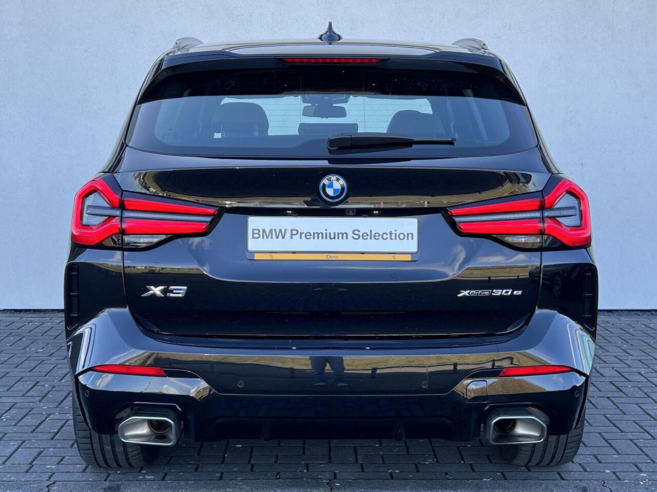 BMW X3 xDrive30e M-Pakket | Panoramadak | Comfort Access | HiFi Sound