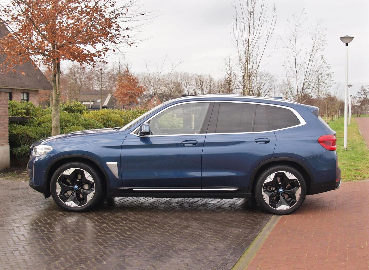 BMW X3 iX3 High Executive 80 kWh | SOH 96% | Panoramadak | 360 Camera | Sfeerverlichting | Head-Up Display | Harman Kardon |