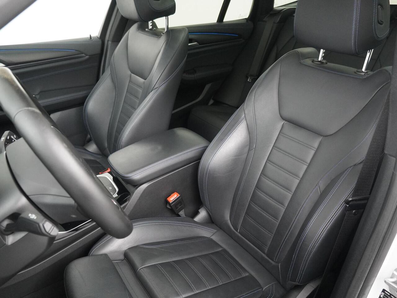 BMW X3 iX3 High Executive 80 kWh | M Sport | 20" | Panoramisch dak | Driving Assistant Professional | Head-Up | Harman Kardon |