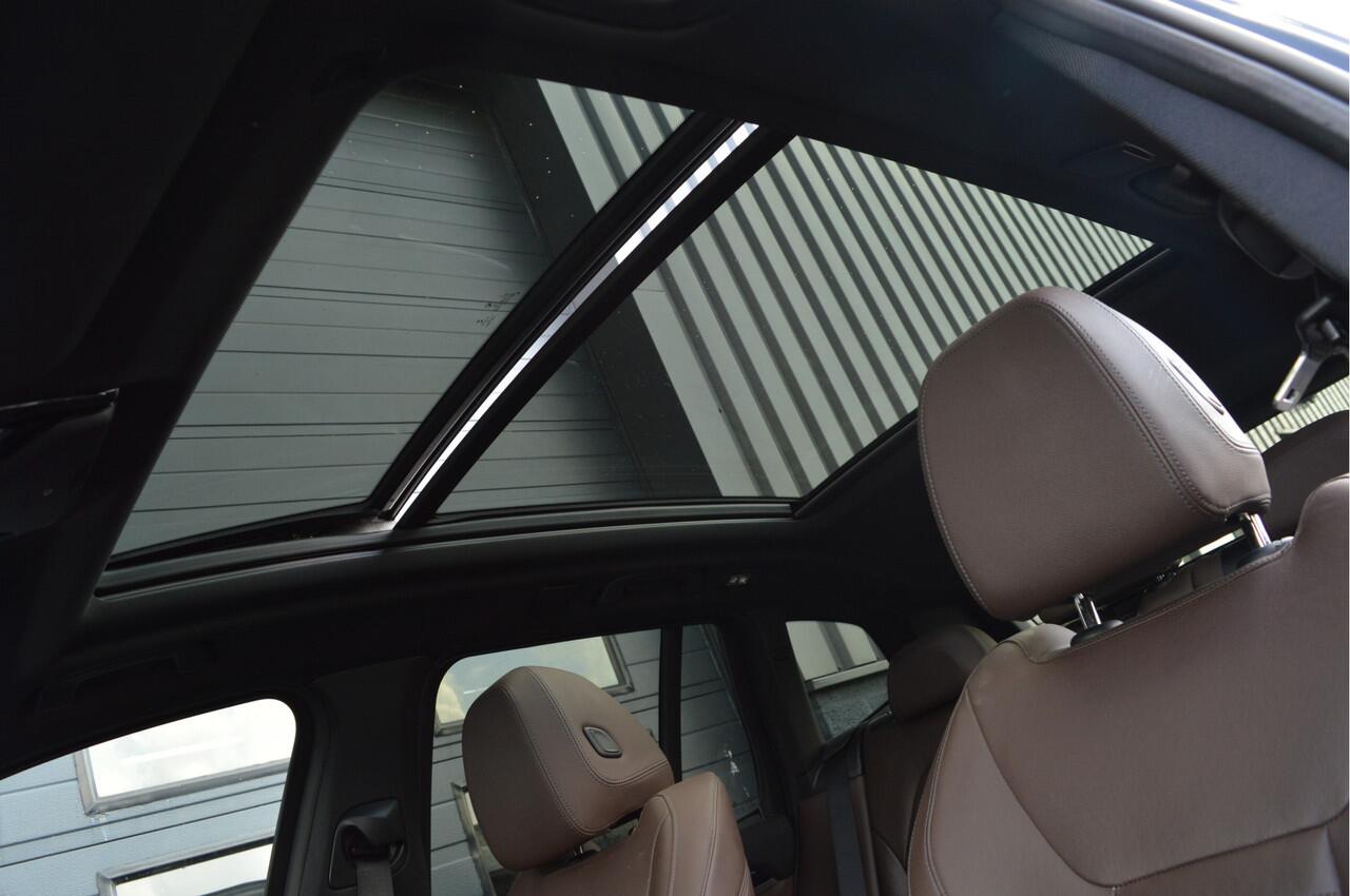 BMW X3 xDrive20i High Executive Edition | PANO | TREKHAAK | CAMERA |