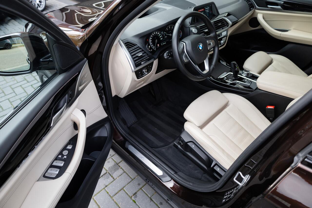 BMW X3 xDrive20i 184 pk High Executive / Facelift/ Head-Up/ Leder/ Sport-Stoelen/ Stoel.Verw/ Camera/ Led-Koplamp/ 18'' LMV