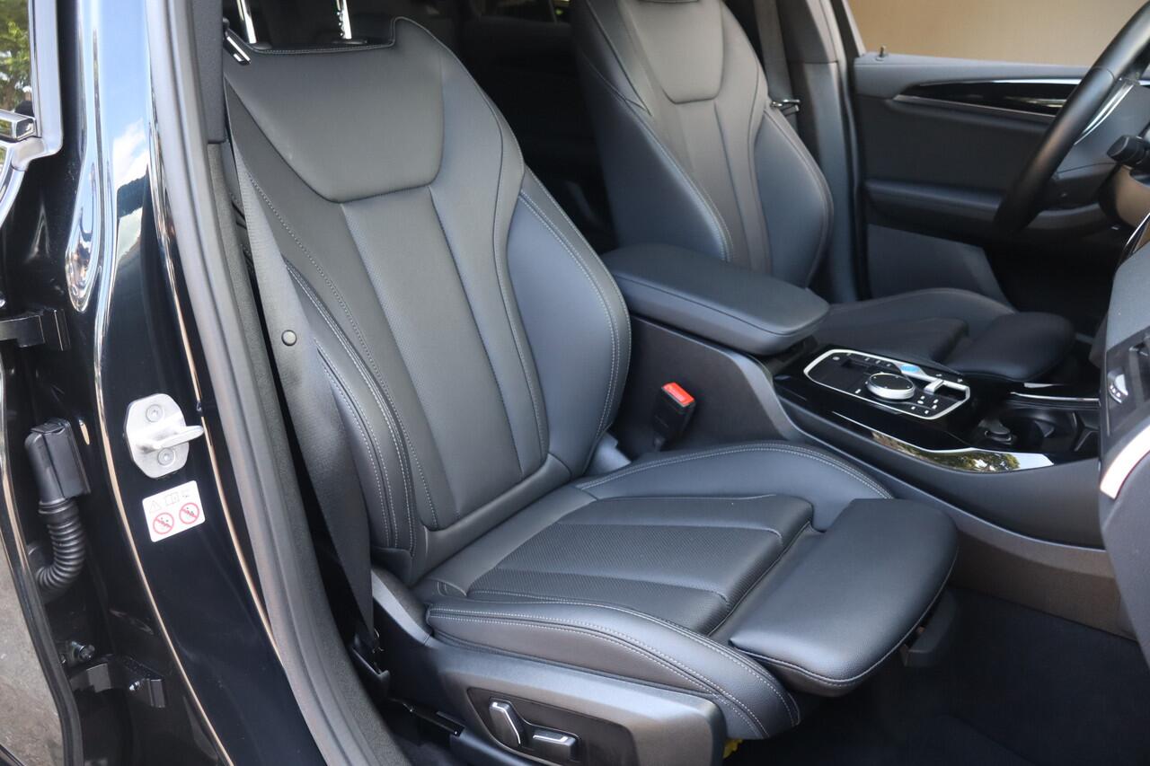 BMW X3 iX3 High Executive 80 kWh NL-Auto!! Pano-Dak I Leder I Elek.Stoelen