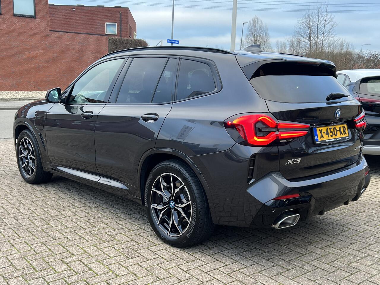 BMW X3 xDrive30e M-Sport Business Edition Plus Navigatie Panoramadak Elektrische Sportstoelen Leder Stoelverwarming Led Dab Getint Glas NL Auto 1e Eigenaar Plug In Hybride BTW