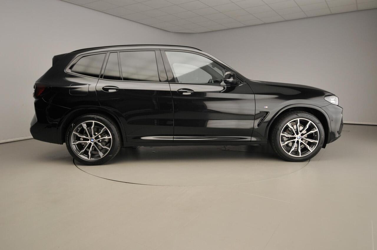 BMW X3 xDrive20i | M-Sportpakket | LED | Leder | HUD | Active cruise | Schuifdak | Elektr. zetels | Keyles go | DAB | Harman-kardon sound | Alu 20 inch