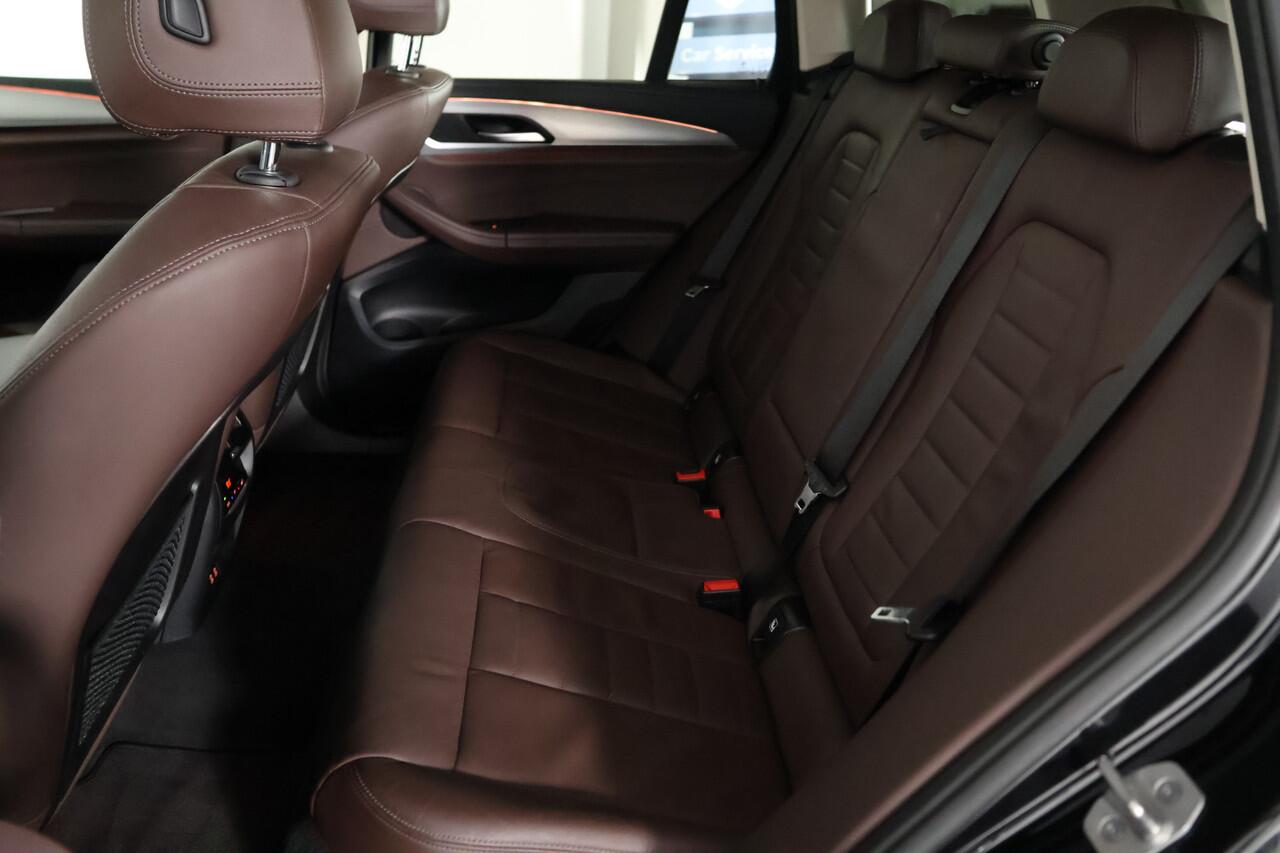 BMW X3 xDrive30e Luxury Line / Navi / DAB / Carplay / LED