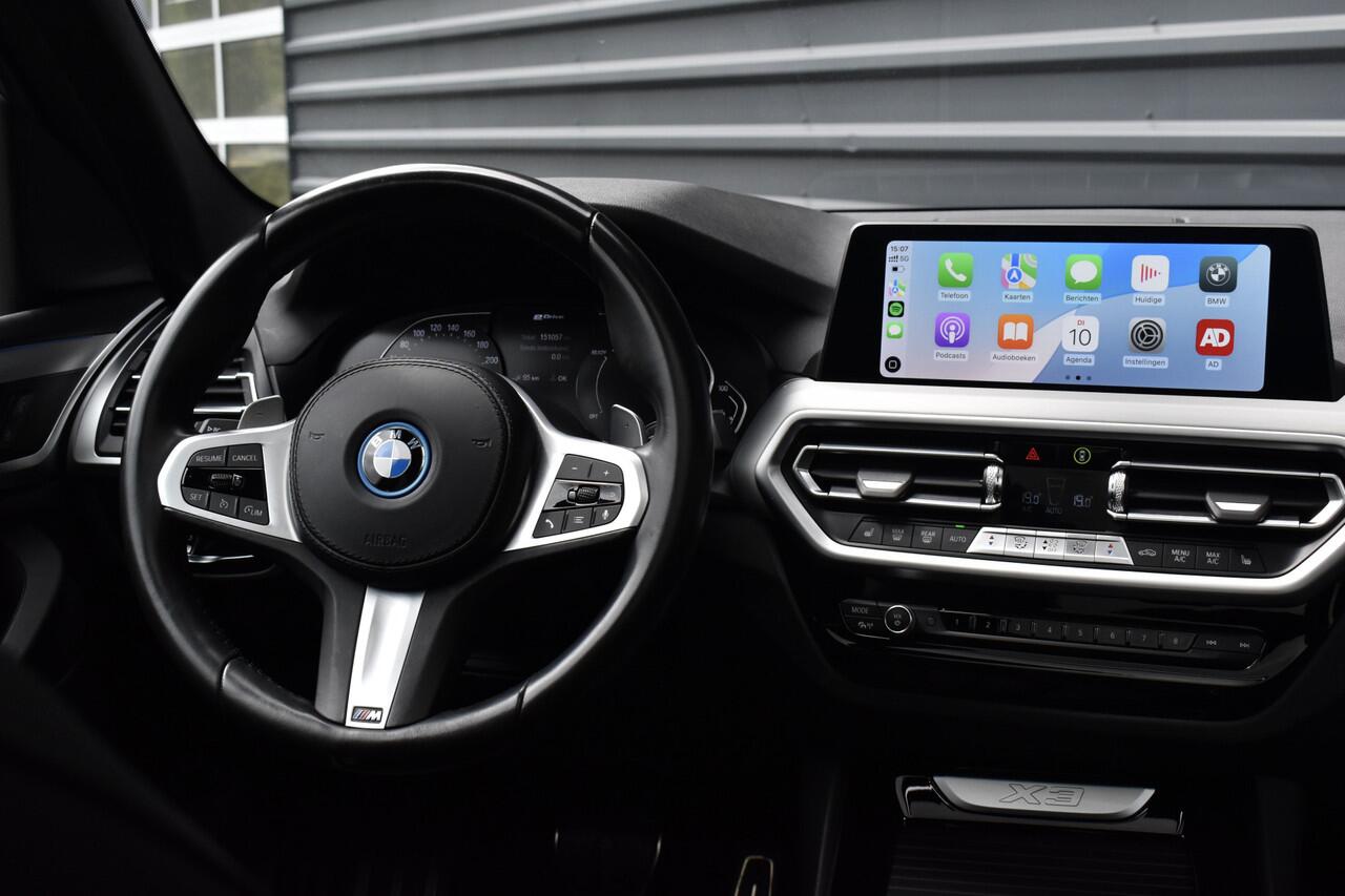 BMW X3 xDrive30e M Sport | Pano | 21'' Velgen | Camera | CarPlay | Head-Up | Stoelverwarming | Sfeerverlichting |