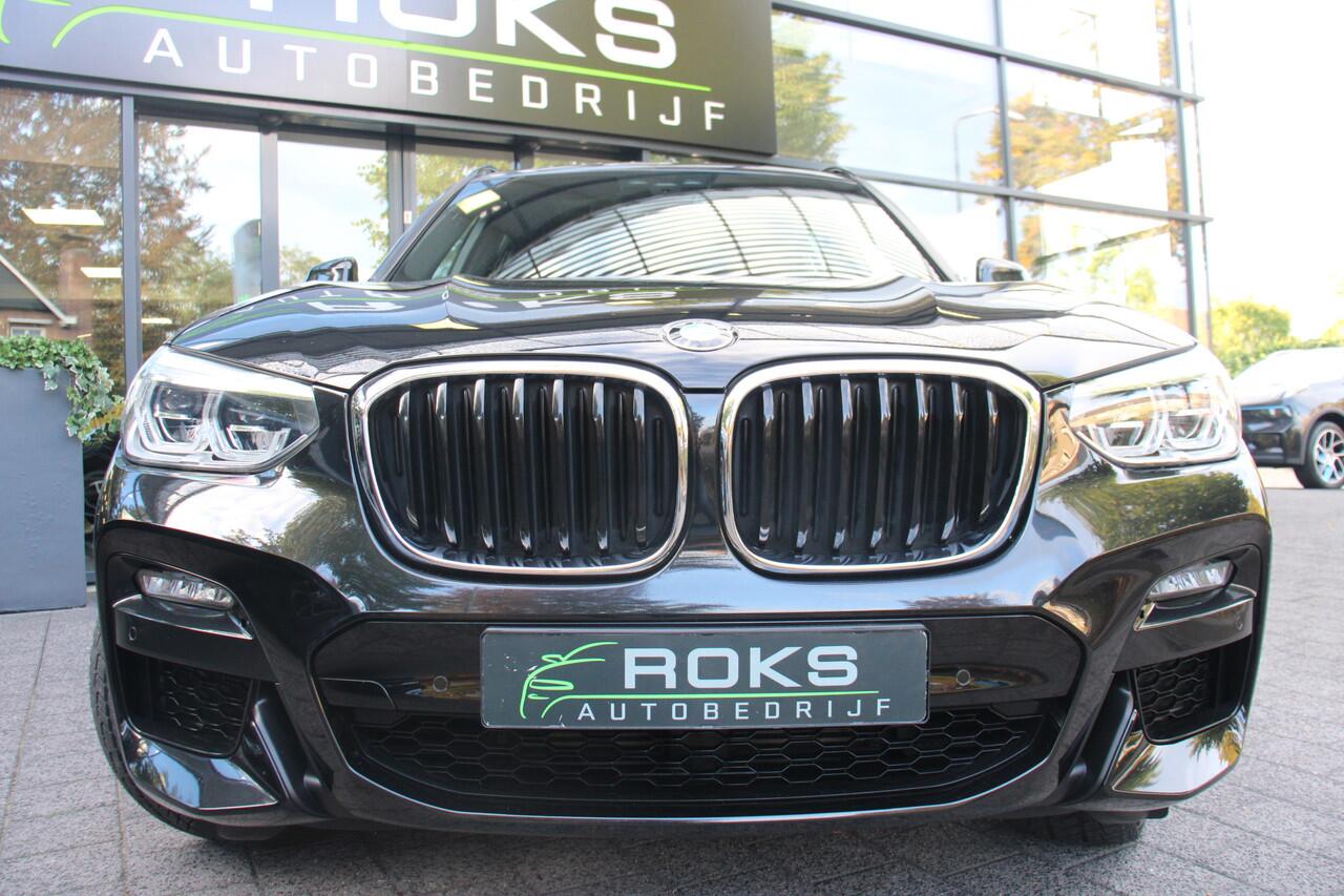 BMW X3 xDrive20i Business Edition Plus M-Sportpakket Shadowline/Headup/Keyless/Panoramadak/20inch