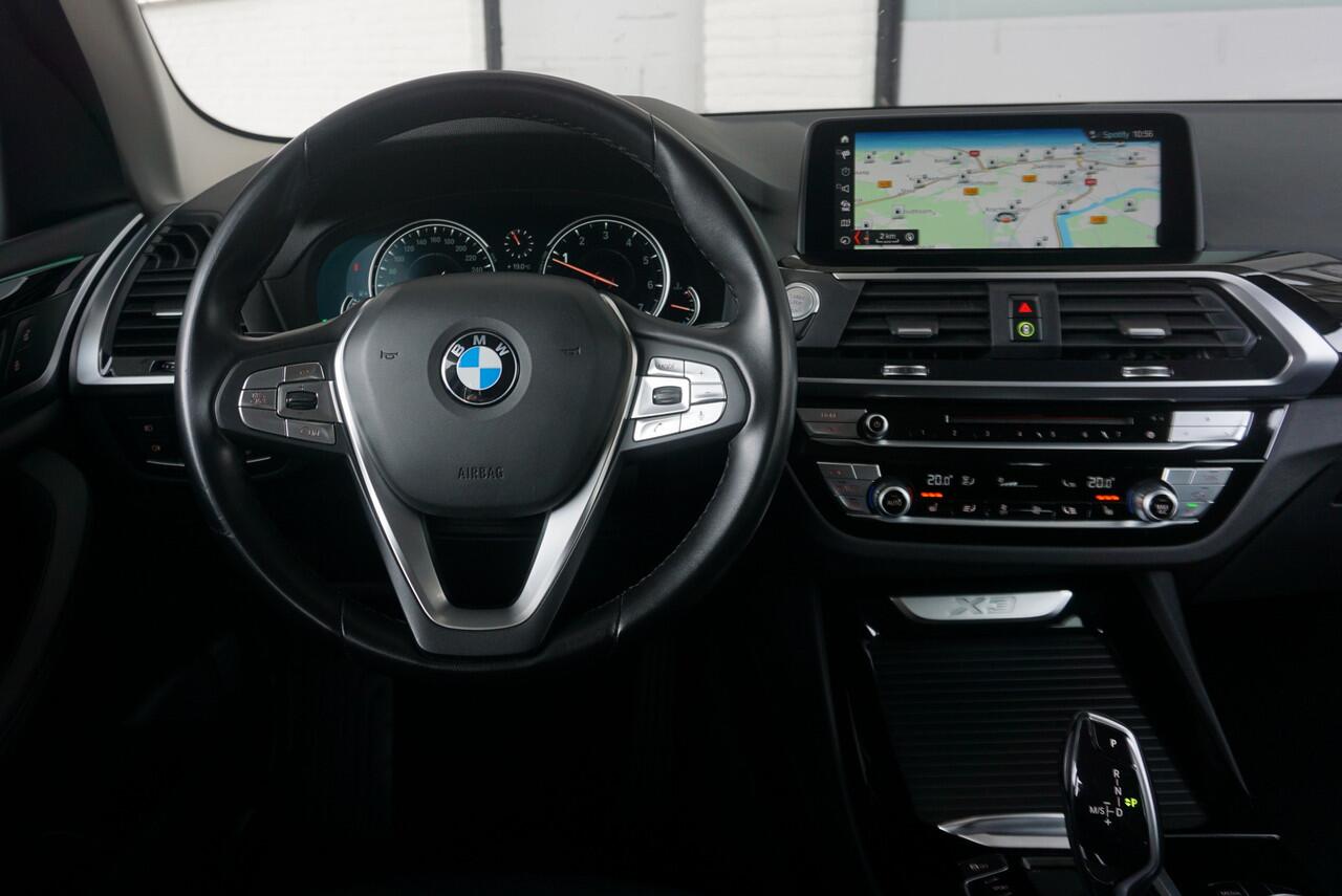 BMW X3 xDrive20i Dealerauto | Leer | Sportinterieur | Trekhaak