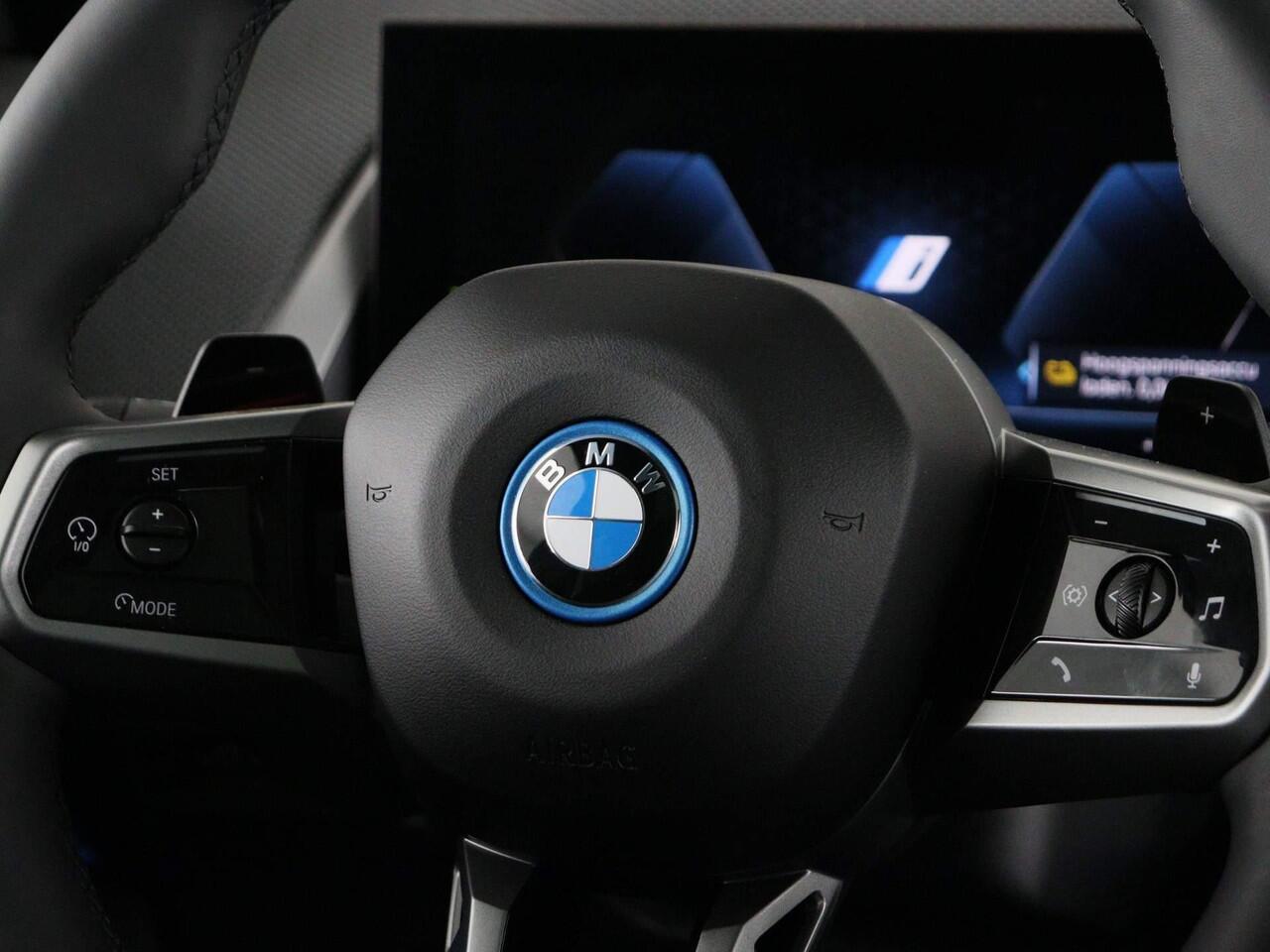 BMW X3 30e xDrive | M Sport Pro | Trekhaak | Driving Assistant Profesional |