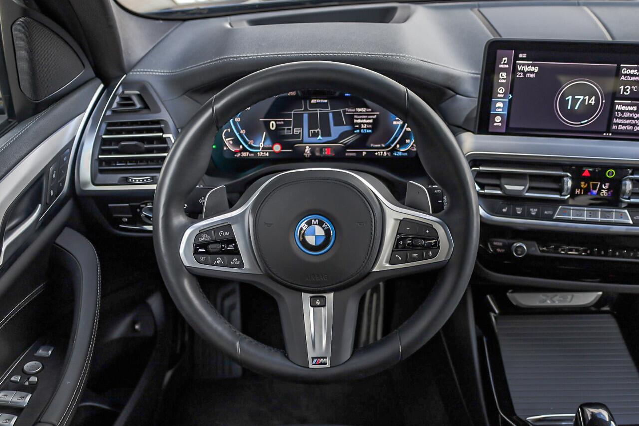 BMW X3 xDrive30e High Executive M-sport Stoelverwarming | Laser Led | Driving Assistant prof | Head-up Display | Stuurverwarming| 360 camera | trekhaak