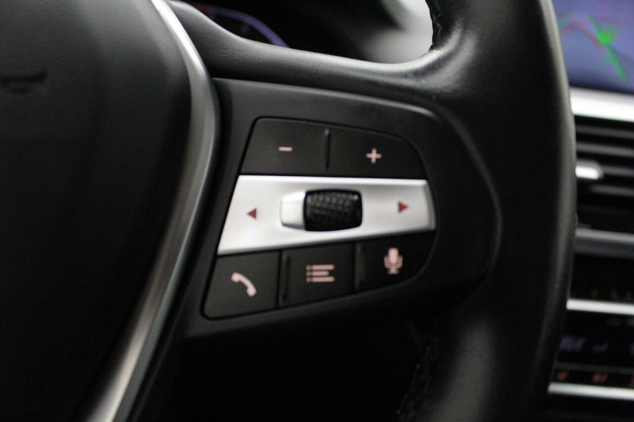 BMW X3 xDrive20i High Executive | Achteruitrijcamera | Stoelverwarming | Leder