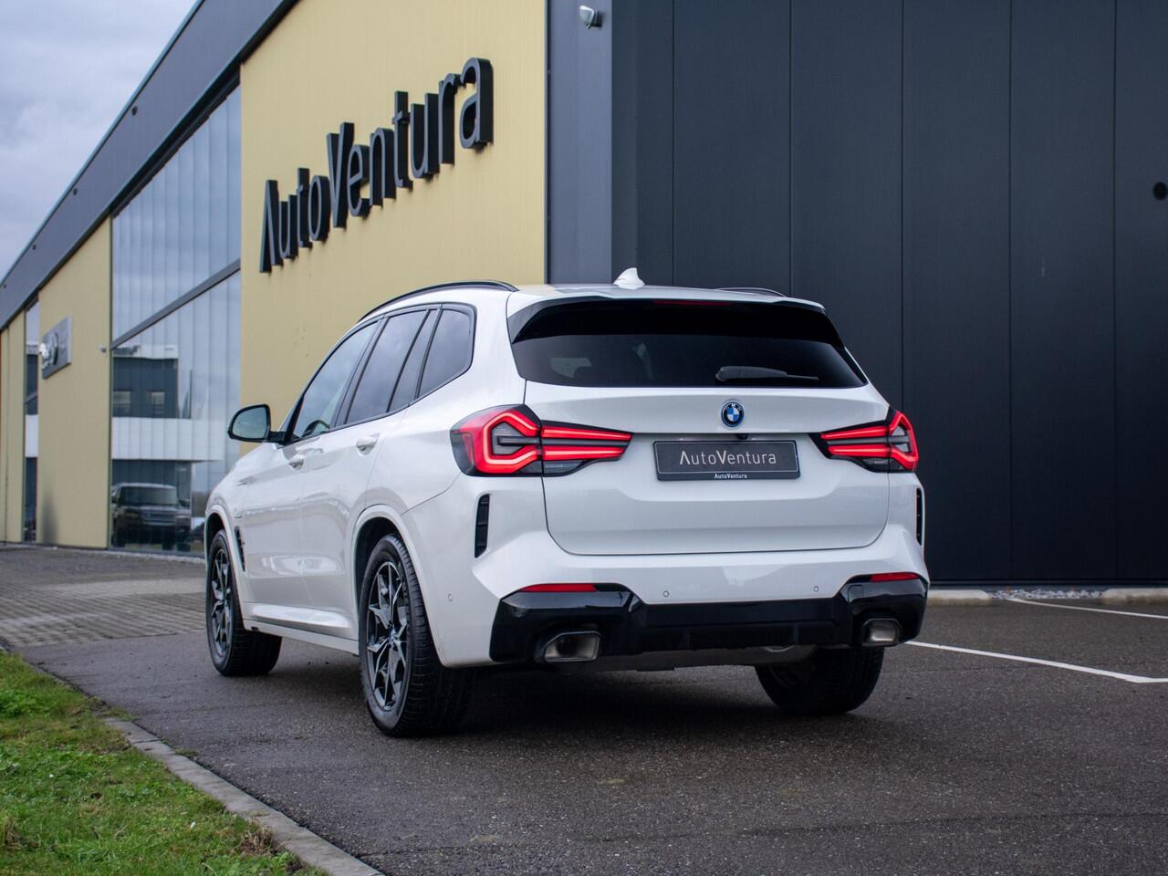 BMW X3 xDrive30e | M-Sport | Laser LED | Stuurwiel verwarming | Trekhaak | 360 camera