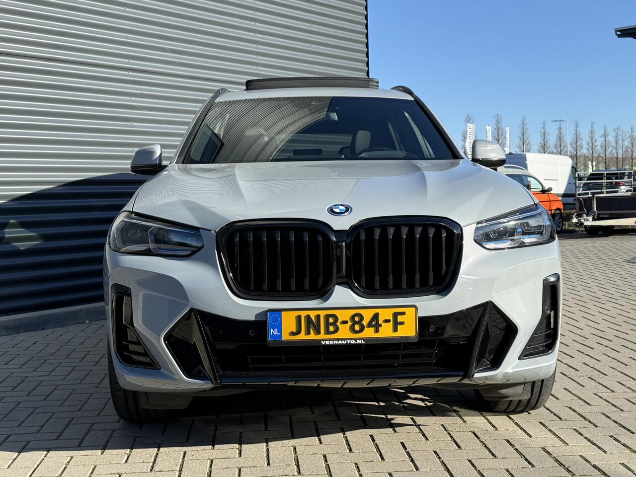 BMW X3 xDrive30e M-Sport Shadow Pano/Leder/Trekhaak/Laser