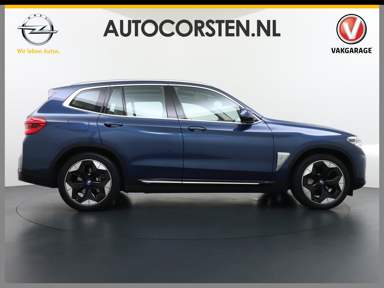 BMW X3 iX3 High Executive 80kWh Leer+Elektr.-verst. Adap.Cruise Apple Carplay Android Auto Navi Ecc 360°Camera Panoramaschuifdak Harman&Kardon®-SurroundSound Pdc DAB Elek.Stoel+Memory HeadsUpD. Stoelverwarming Parkeer+Achteruitrij assistent Led Origineel Nederla