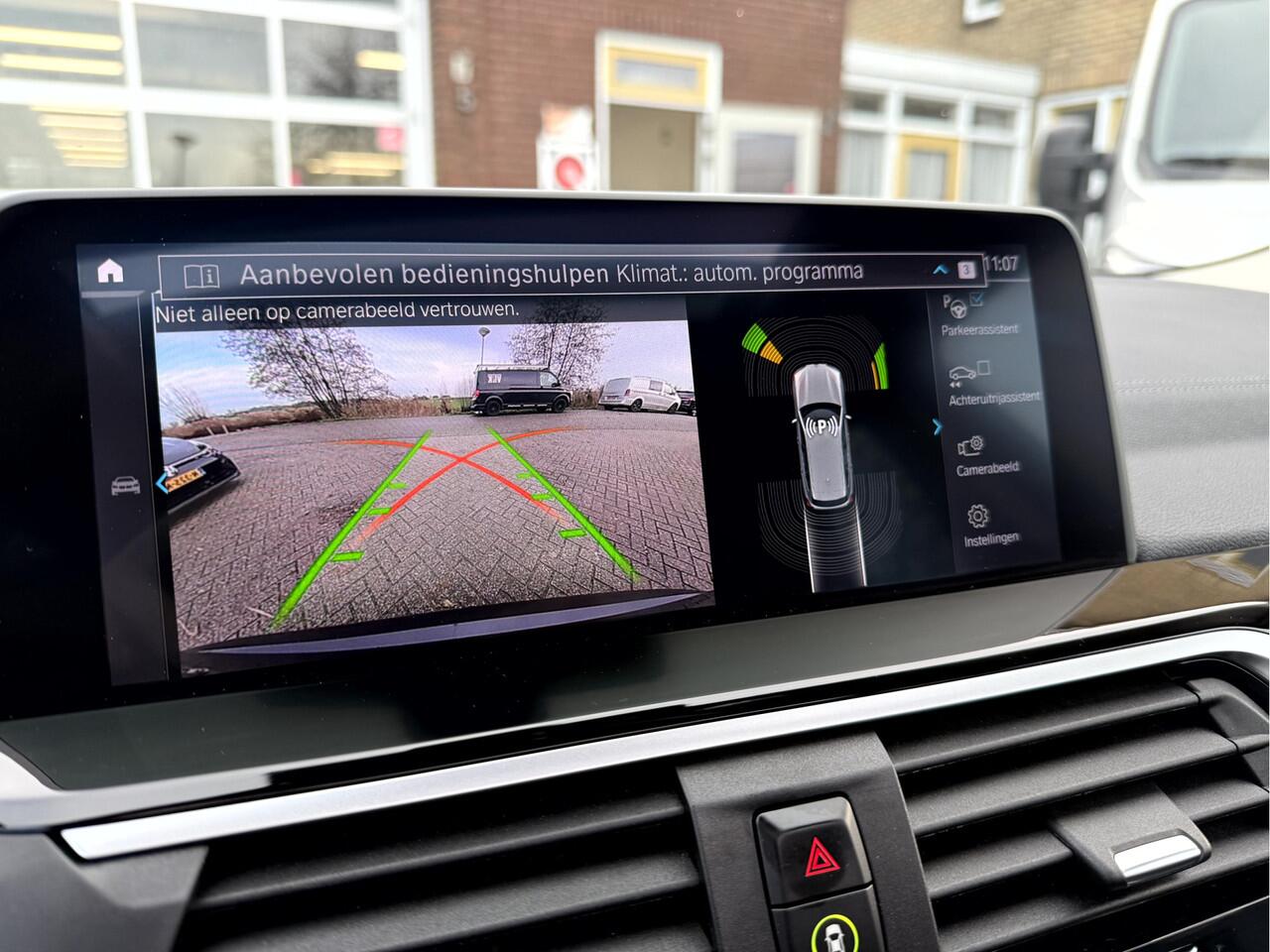 BMW X3 iX3 Executive 80 kWh SOH 97.2%, Panoramadak, Camera, Carplay/Android