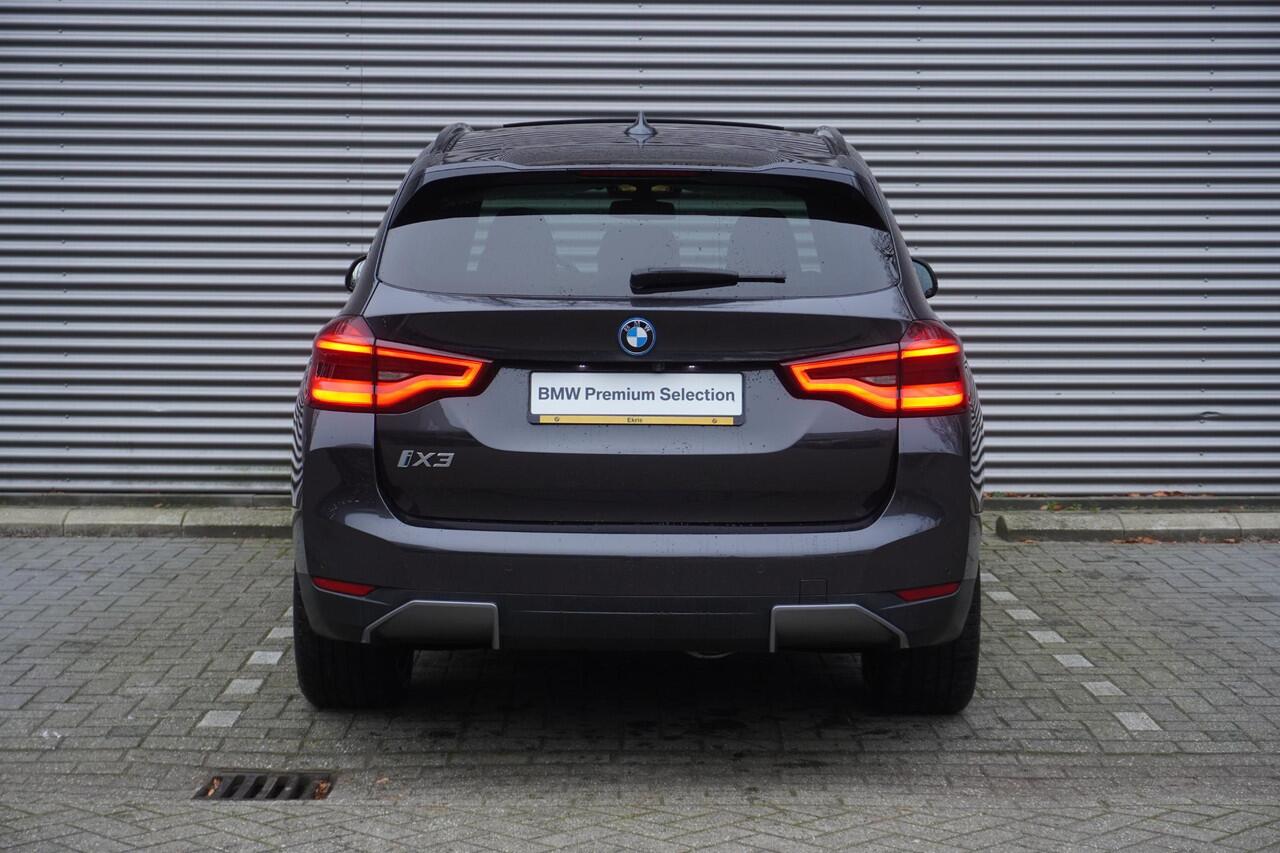 BMW X3 iX3 High Executive | Parking Pack | Trekhaak met elektrisch wegklapbare kogel | BMW Head-Up Display | Harman Kardon Surround Sound Systeem